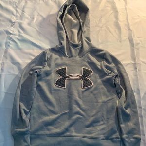This under armor sweatshirt is so comfortable for any occasion